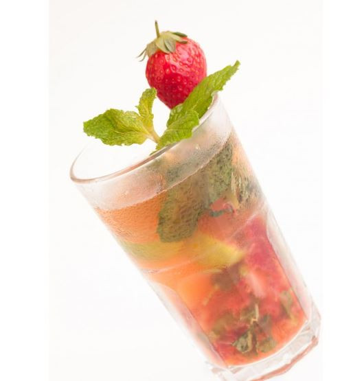 Mojito sans alcool aux fraises et au Sirop d'Agave Sunny Bio®